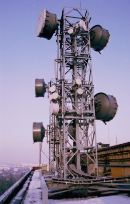 Anteny linii radiowych.